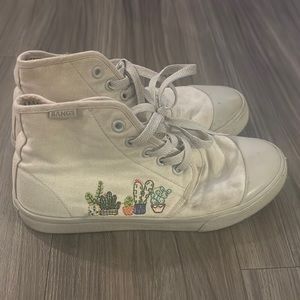 Bangs high top shoes